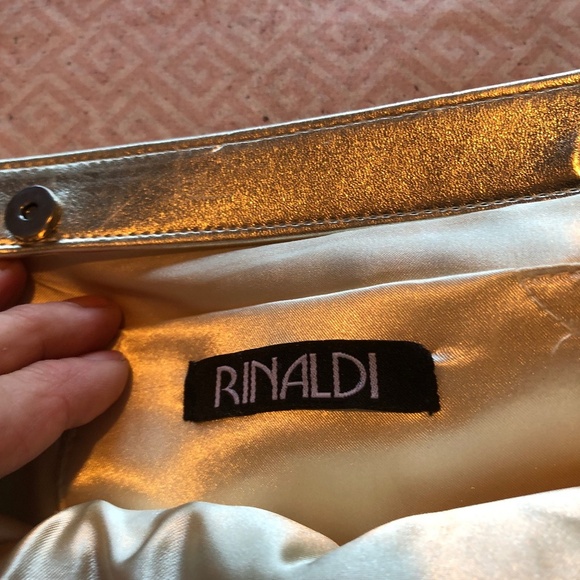Funky gold Rinaldi clutch, snap shit, clean inside, great for graduation - Picture 5 of 5